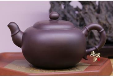 宜兴紫砂壶作品：莲蓬-周伟光
