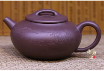 宜兴紫砂壶作品：小牛盖-周伟光