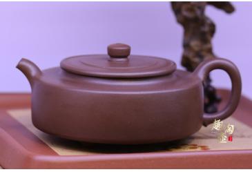 宜兴紫砂壶作品：周盘-周伟光