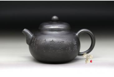 宜兴紫砂壶作品：乳瓜-周建芬